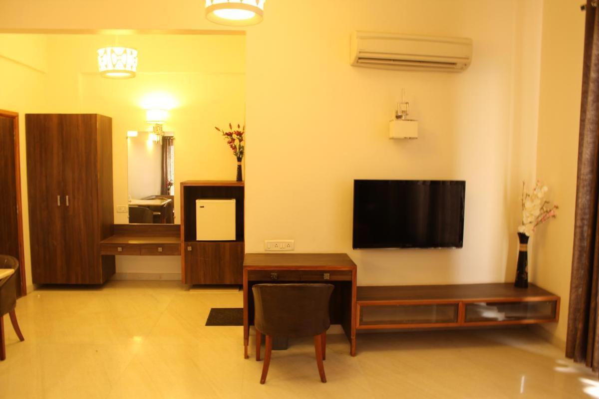 Hotel Grand 3D Bhudzs Kültér fotó